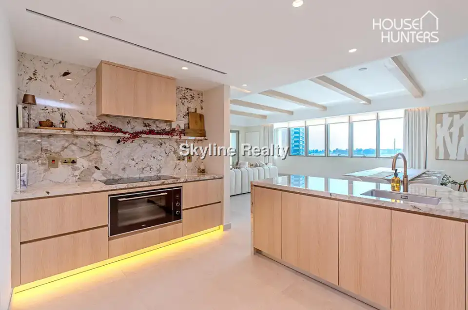 3-Bed Ready Apartment in Jumeirah Beach Residence 8