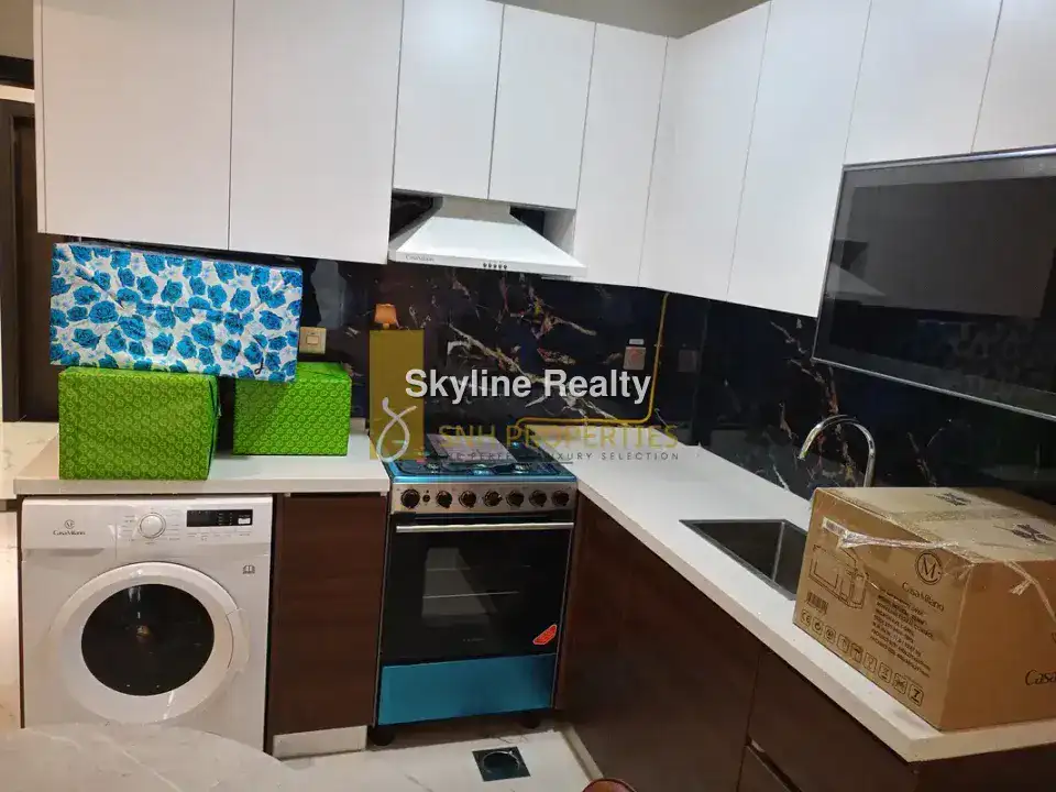 VACANT | POOL VIEW | FULLY FURNISHED 6