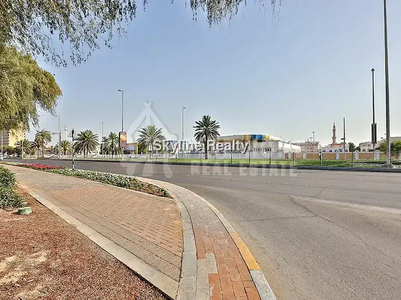 Mohammed Bin Zayed Corner Villa | 3 Streets | Investment Opportunity 9
