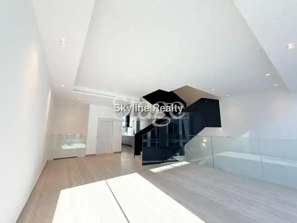 Exclusive Luxury 4BR+M | Brand New | Rooftop Pool 13