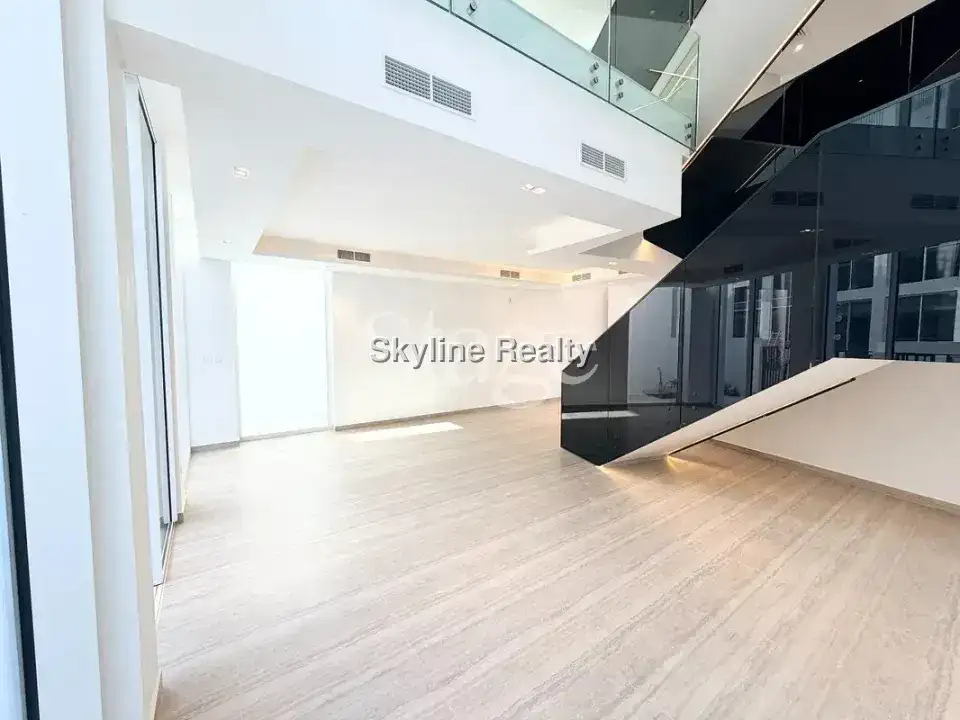 Exclusive Luxury 4BR+M | Brand New | Rooftop Pool 19