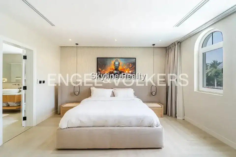 5 Bed Villa with Private Pool in La Coleccion, Dubai 6