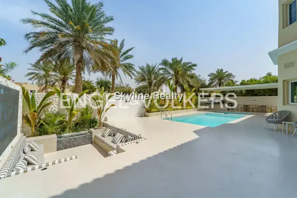 5 Bed Villa with Private Pool in La Coleccion, Dubai 19