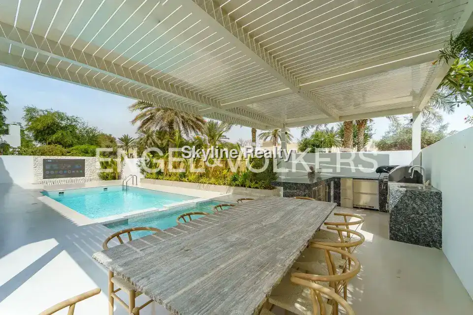 5 Bed Villa with Private Pool in La Coleccion, Dubai 20