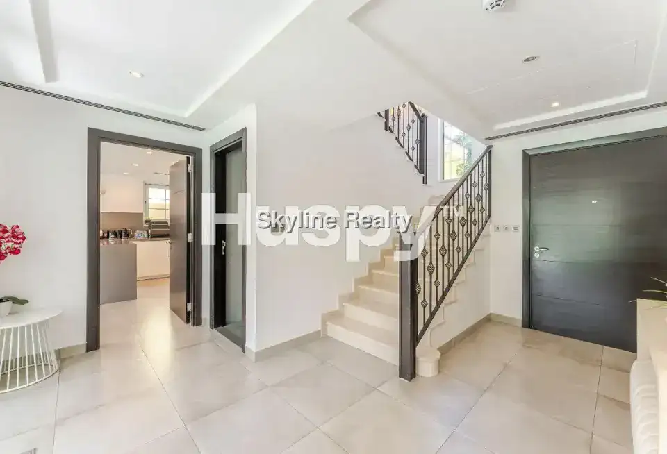 3-Bed Villa in Jumeirah Park, Jumeirah, Dubai 18