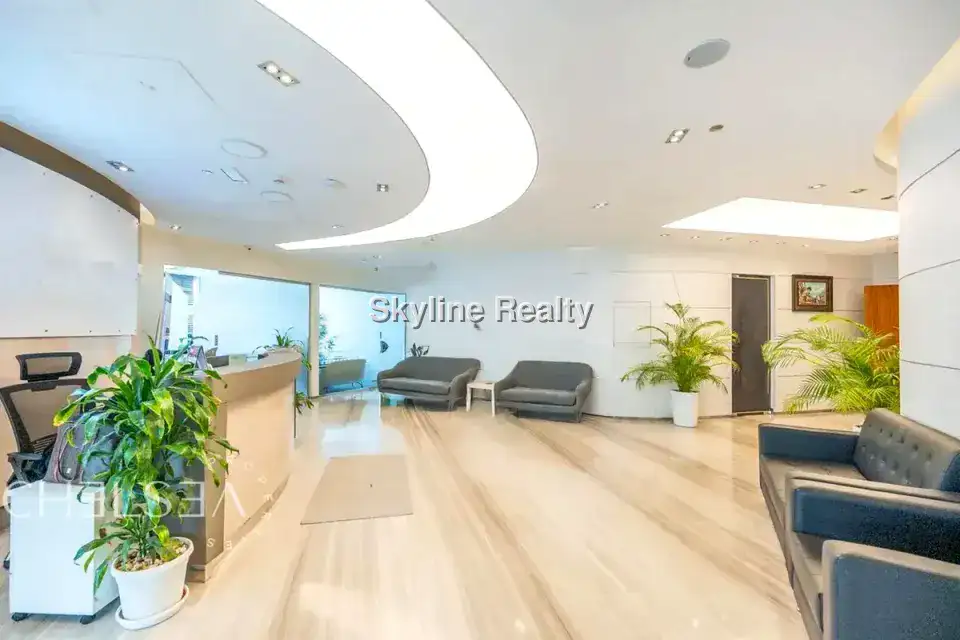 FULL FLOOR | FULLY FITTED | AREA EXPERT 6