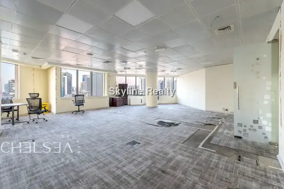 FULL FLOOR | FULLY FITTED | AREA EXPERT 18