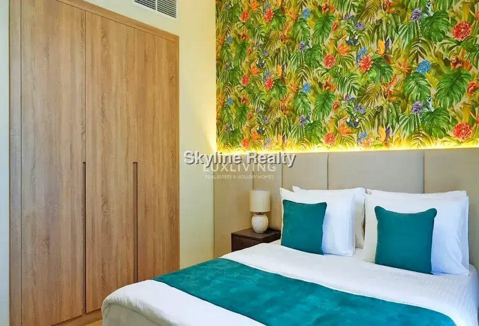 Full Floor | Furnished | Ready with Payment Plan 13
