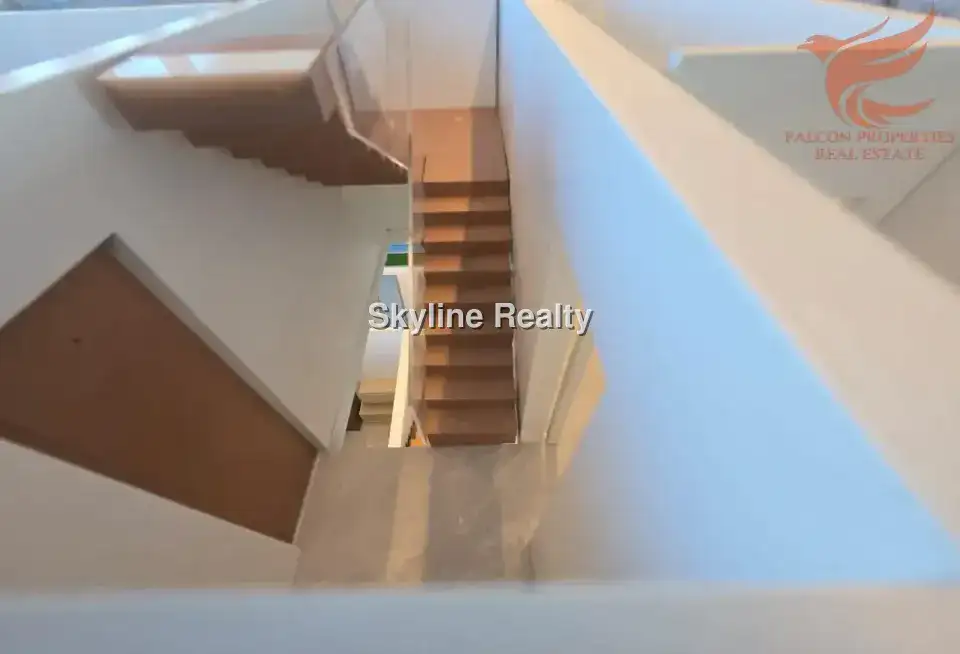 PRIVATE BEACHFRONT VILLA FREEHOLD WITH 8BR 6